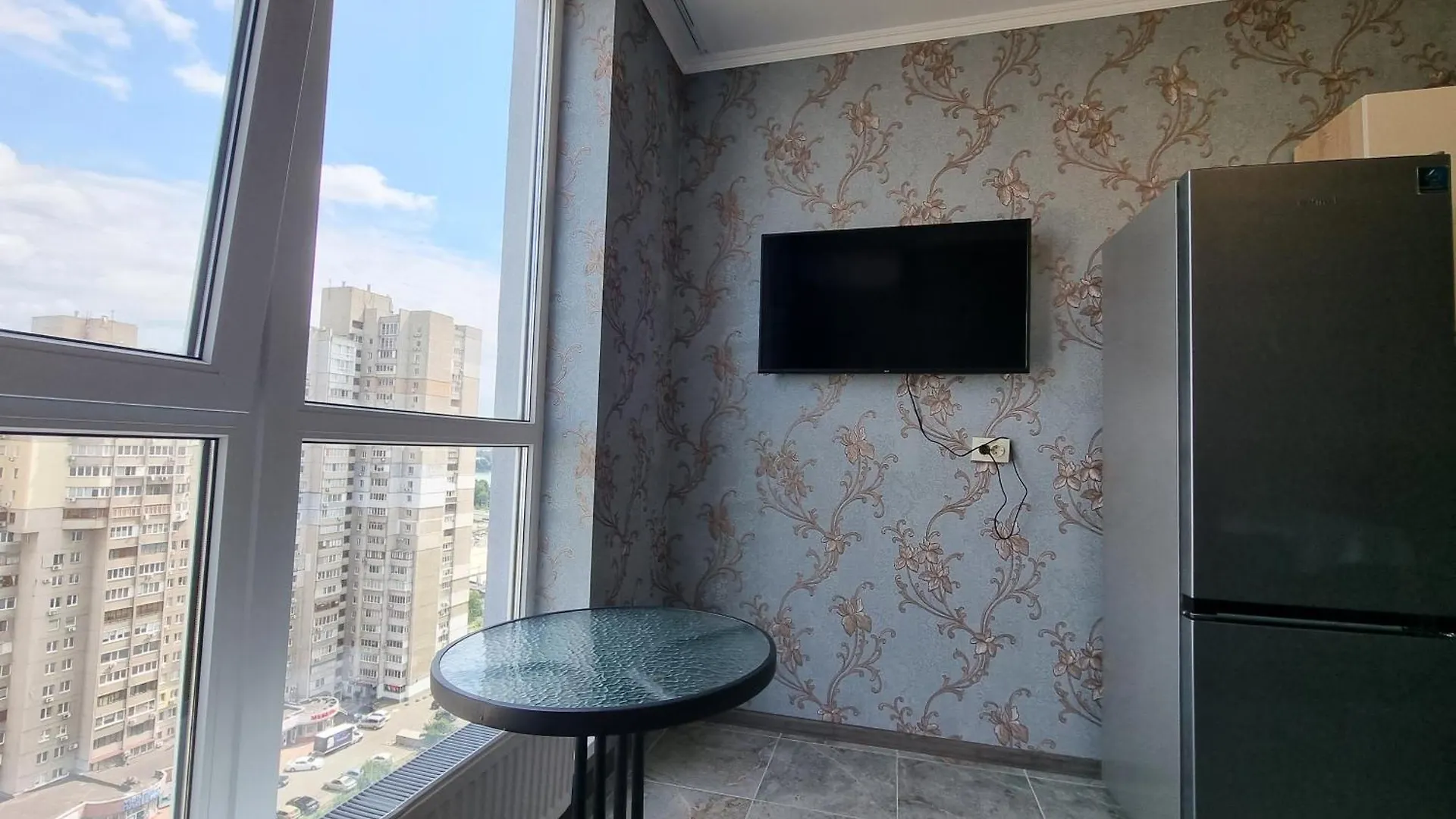 Apartman Панорамний Краєвид На Озеро! Поруч З Метро!