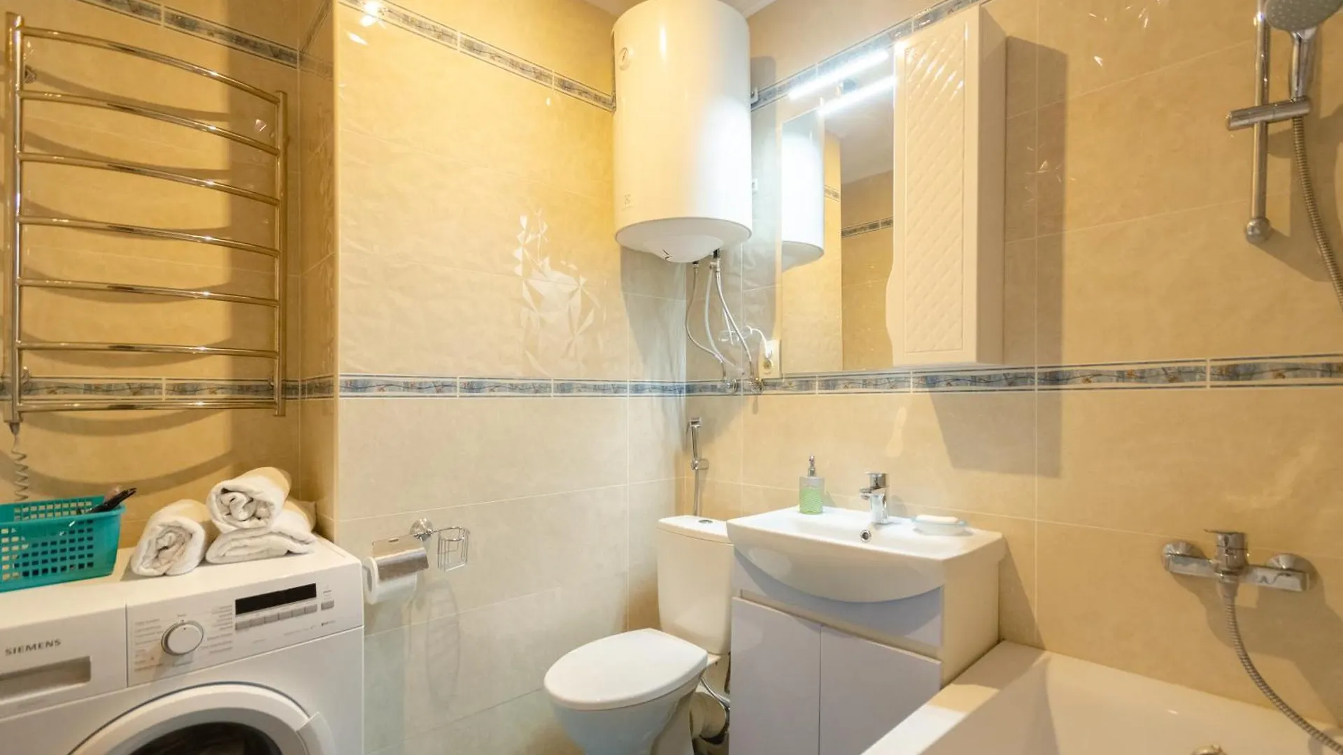 84 13 Неflat Apartman Kijev 0*,  Ukrajna